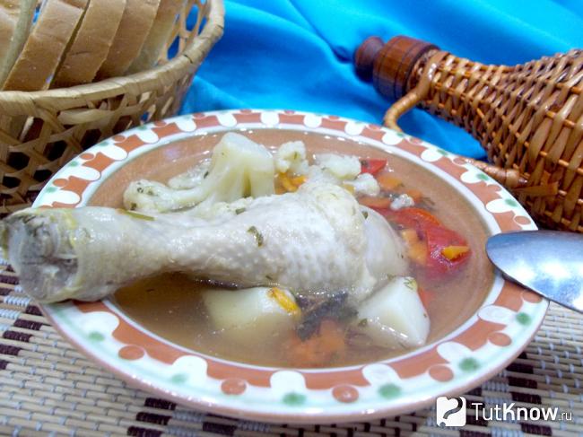 Готовый густой куриный суп