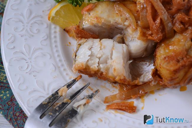Мясо хека под овощной шубкой