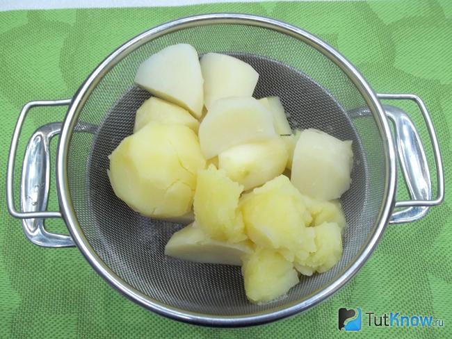 Картофель для зраз отварен