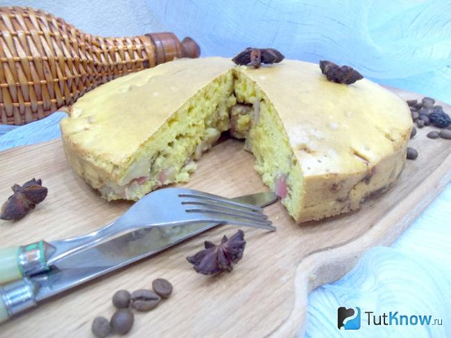 Готовый быстрый манник с яблоками