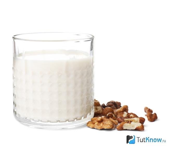 Полезные свойства молока из грецких орехов thumbnail