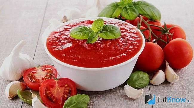 Пиала с соусом сацебели