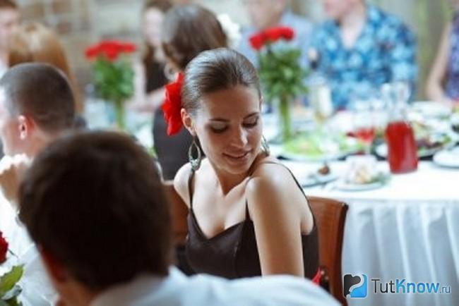 Невеста в чёрном платье