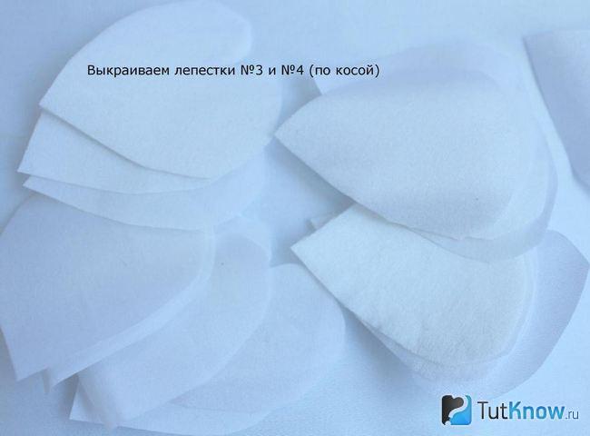 Вырезанные заготовки для лепестков