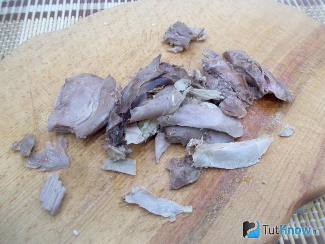 Язык нарезан кусочками