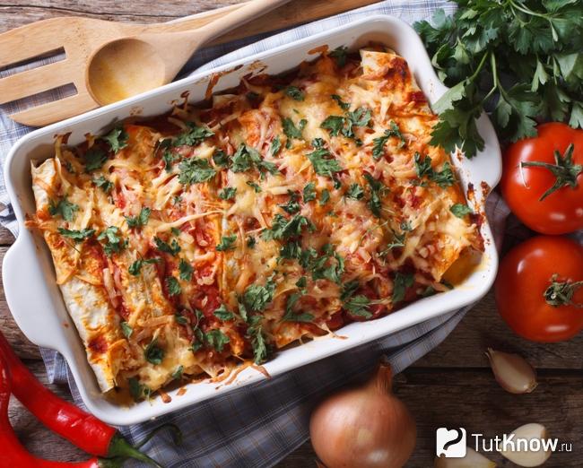 сыр кесо бланко рецепт в домашних условиях. 1530354501 enchilada iz kuricy pod sousom. сыр кесо бланко рецепт в домашних условиях фото. сыр кесо бланко рецепт в домашних условиях-1530354501 enchilada iz kuricy pod sousom. картинка сыр кесо бланко рецепт в домашних условиях. картинка 1530354501 enchilada iz kuricy pod sousom. Сыр Кесо Бланко (Queso Blanco) — один из самых распространенных сыров в Латинской Америке, как и сыр Кесо Фреско.