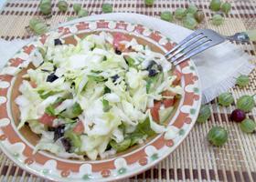 Салат овощной с крыжовником