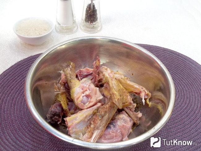 Курица замаринована