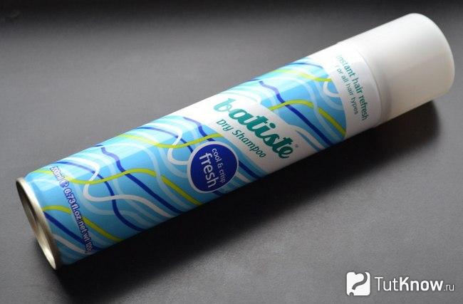 Флакон с сухим шампунем Batiste Dry Shampoo Cool and Crisp Fresh