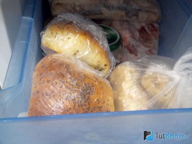 Рецепт булочек для заморозки. 1535485401 7. Рецепт булочек для заморозки фото. Рецепт булочек для заморозки-1535485401 7. картинка Рецепт булочек для заморозки. картинка 1535485401 7. Как сохранить хлеб и булочки свежими.