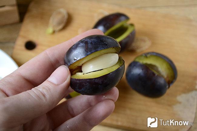маринованные сливы к мясу на зиму рецепт с чесноком. 1536147697 3. маринованные сливы к мясу на зиму рецепт с чесноком фото. маринованные сливы к мясу на зиму рецепт с чесноком-1536147697 3. картинка маринованные сливы к мясу на зиму рецепт с чесноком. картинка 1536147697 3. Добрый день, уважаемые садоводы-любители.