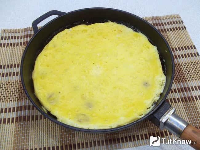 творожная запеканка с абрикосами в духовке рецепт с фото пошагово. 1536178694 11. творожная запеканка с абрикосами в духовке рецепт с фото пошагово фото. творожная запеканка с абрикосами в духовке рецепт с фото пошагово-1536178694 11. картинка творожная запеканка с абрикосами в духовке рецепт с фото пошагово. картинка 1536178694 11. Каких только запеканок не готовят повара всего мира. И каждая по-своему вкусная. Например, англичане могут похвастаться своим пудингом, итальянцы сильны в приготовлении лазаньи, французы душу вкладывают в гратен, финны славятся изобретением каалилатикко. Это все по своей сути и есть запеканки. Зато названия какие? Словно песня! Но сегодня предлагаю приготовить самую простую и вкусную творожную запеканку с абрикосами.