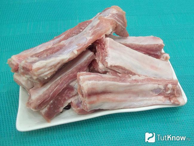 Ребрышки нарезаны по косточкам
