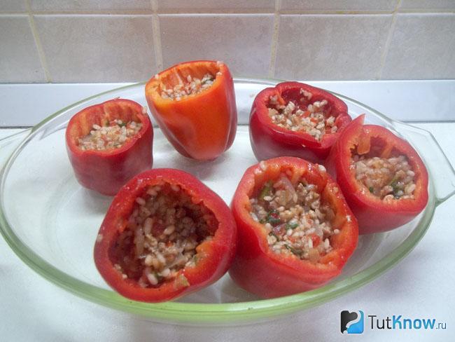 Перцы заполнены начинкой