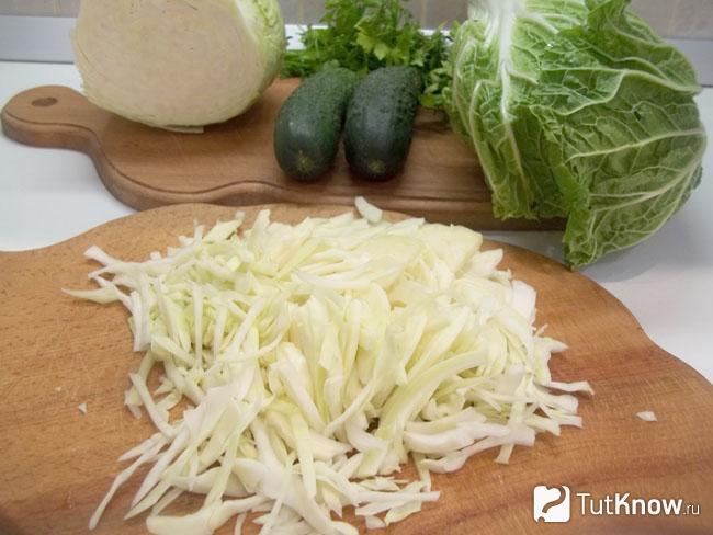 салат из капусты огурца и зеленого лука. Смотреть фото салат из капусты огурца и зеленого лука. Смотреть картинку салат из капусты огурца и зеленого лука. Картинка про салат из капусты огурца и зеленого лука. Фото салат из капусты огурца и зеленого лука
