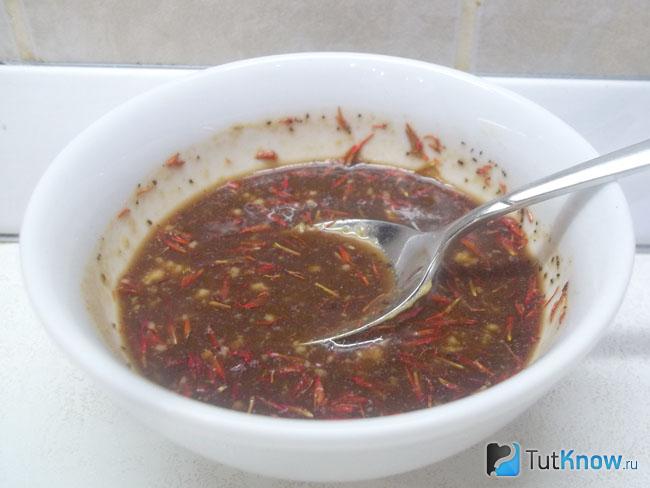 Маринад для баранины приготовлен
