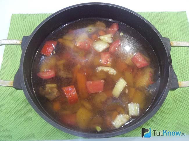 Продукты залиты водой