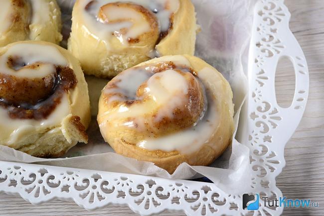 Булочки с корицей крупным планом