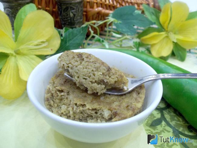 Готовая печень в сметане с овощами