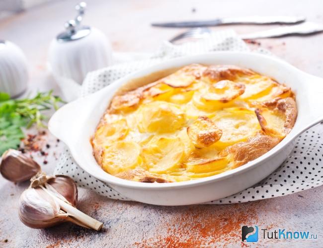 Запеканка с сыром Мюроль и чесноком