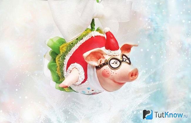 Бантик на игрушке