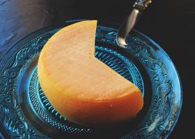 Сыр Мон-де-Ка: приготовление и рецепты блюд