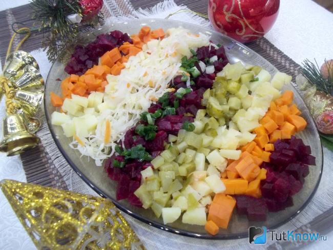 Готовый винегрет Хлопушка на Новый год 2019, год Свиньи