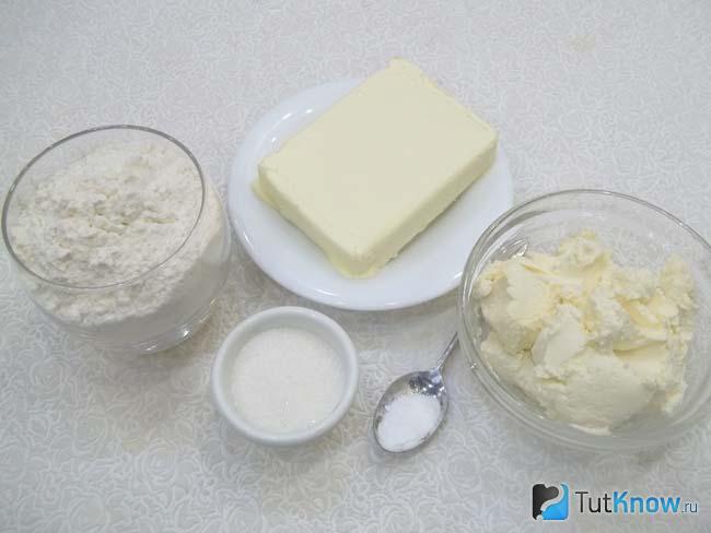 Подготовлены продукты для теста