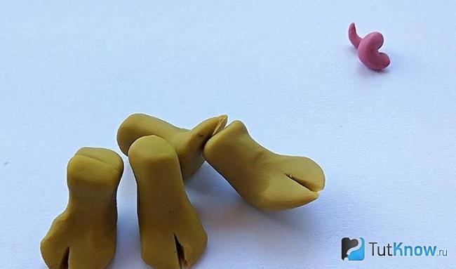 Четыре лапки  для поросенка