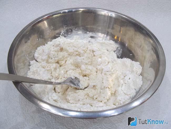 К продуктам налито растительное масло