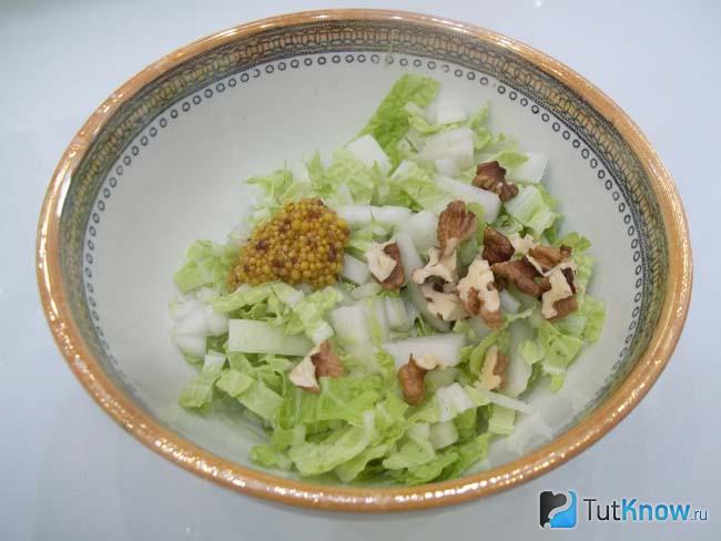 К продуктам добавлены орехи