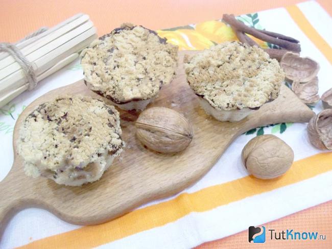 Готовые насыпные кексы с творожной начинкой