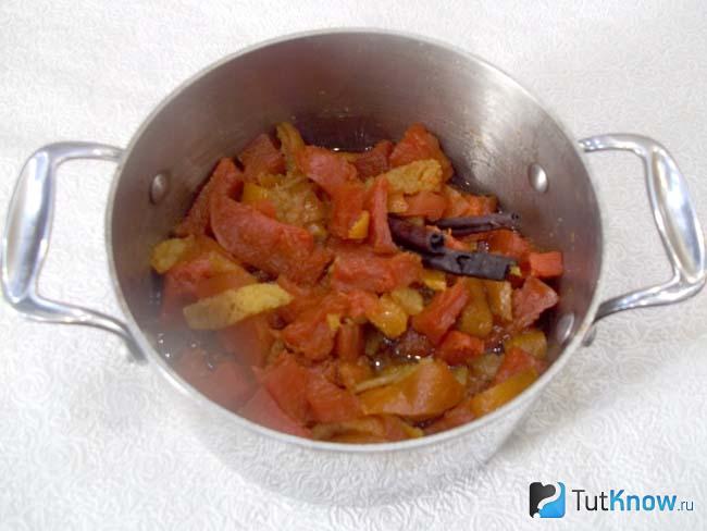 Тыква с корками проварена и охлаждена еще 2 раза