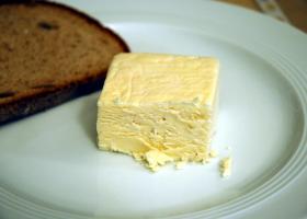 Сыр Вайслаккер: описание, польза, вред, рецепты