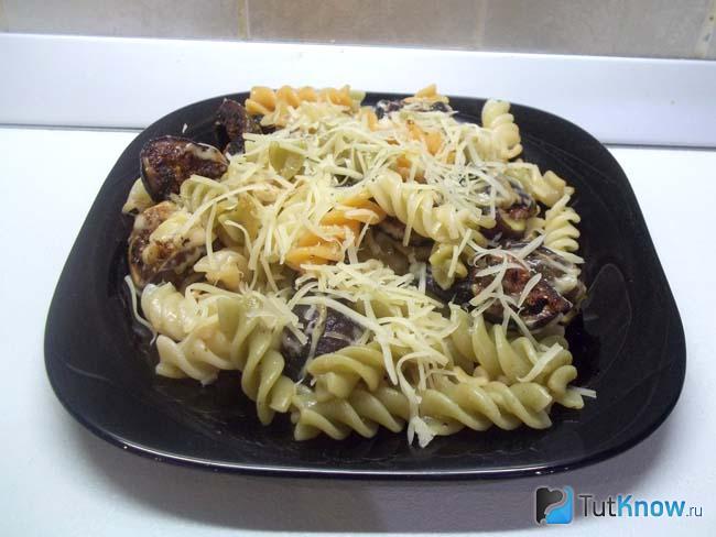Готовая паста с инжиром и сыром