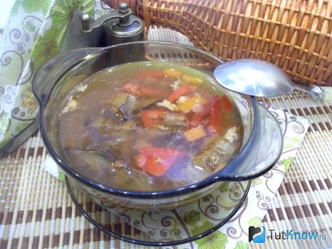 Готовый суп с субпродуктами и замороженными овощами