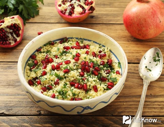 Кускус с гранатом