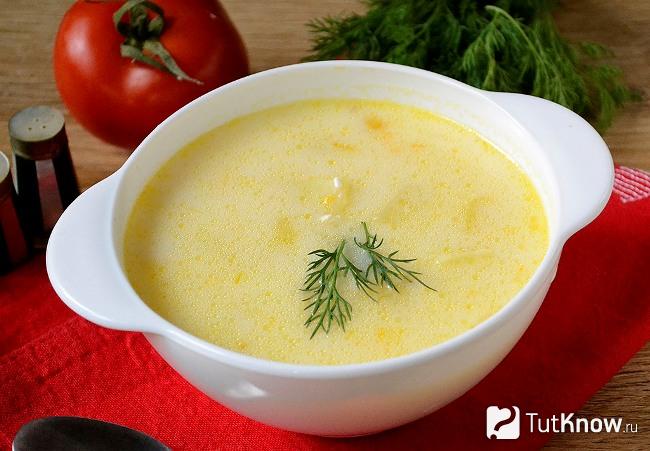 сырный суп рецепт с плавленным сыром и кукурузой. 1553979145 6. сырный суп рецепт с плавленным сыром и кукурузой фото. сырный суп рецепт с плавленным сыром и кукурузой-1553979145 6. картинка сырный суп рецепт с плавленным сыром и кукурузой. картинка 1553979145 6. Сегодня в меню сытный и ароматный суп с плавленым сыром, картофелем и консервированной кукурузой. Основой будет служить куриный бульон. По желанию его можно заменить овощным, грибным, мясным бульоном или очищенной водой, если вы хотите приготовить менее калорийное блюдо.