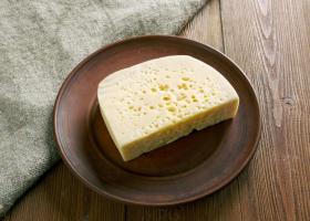 Сыр Келле: польза, вред, изготовление, рецепты блюд