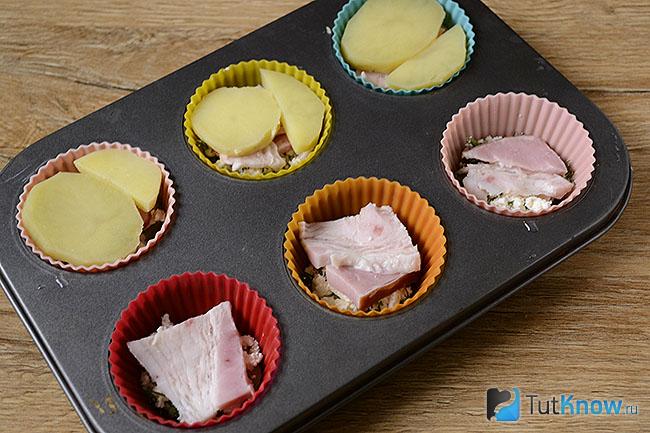 Копченое мясо с картофелем в форме для запекания