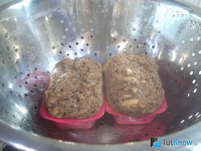 Готовое овсяное суфле с бананом и какао на паровой бане