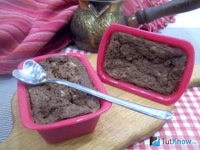 Готовое овсяное суфле с бананом и какао на паровой бане