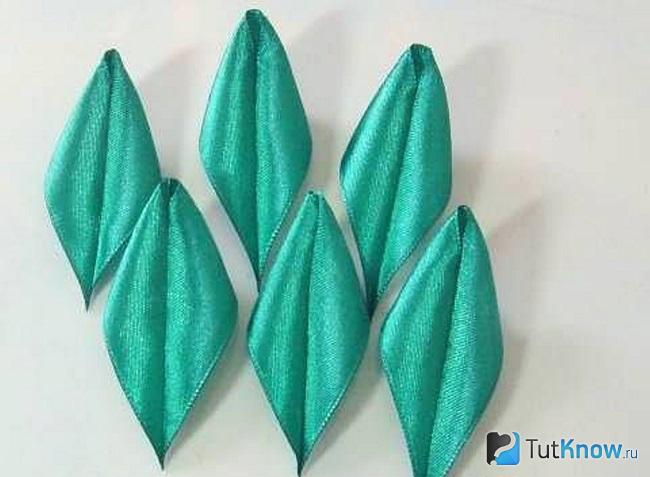 Заготовки из атласной ленты