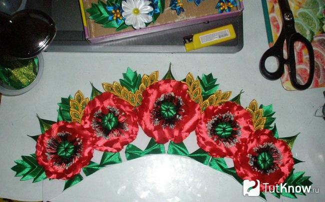Тканевые цветки маки