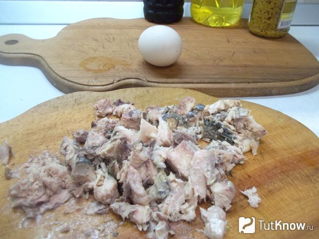 Скумбрия нарезана