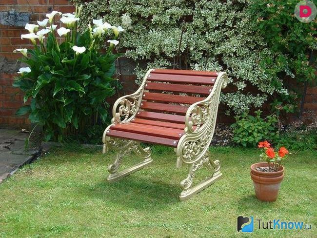 Одноместное кресло для сада