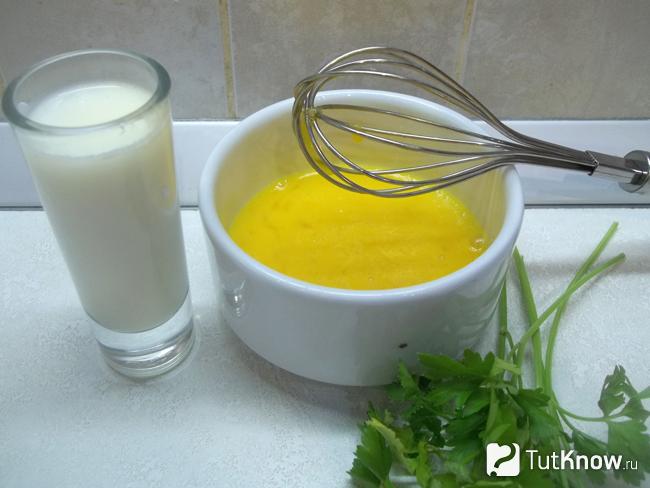 омлет с макаронами на сковороде пошаговый рецепт. 1562095677 5. омлет с макаронами на сковороде пошаговый рецепт фото. омлет с макаронами на сковороде пошаговый рецепт-1562095677 5. картинка омлет с макаронами на сковороде пошаговый рецепт. картинка 1562095677 5. Что вы делаете с макаронами, оставшимися от ужина? Повторно разогреваете, жарите с яйцом, фаршем, дополняете тертым сыром?