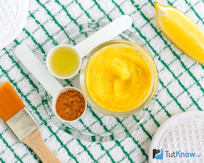 Ингредиенты маски для волос с лимоном и медом