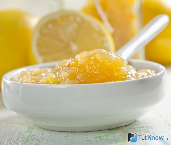 Как выглядит цитрусовое варенье из лимонов