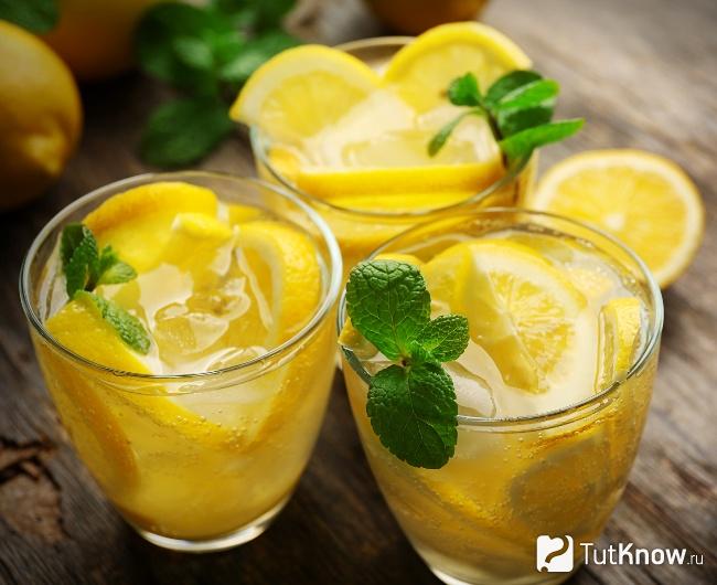пряный лимонад из лимонов